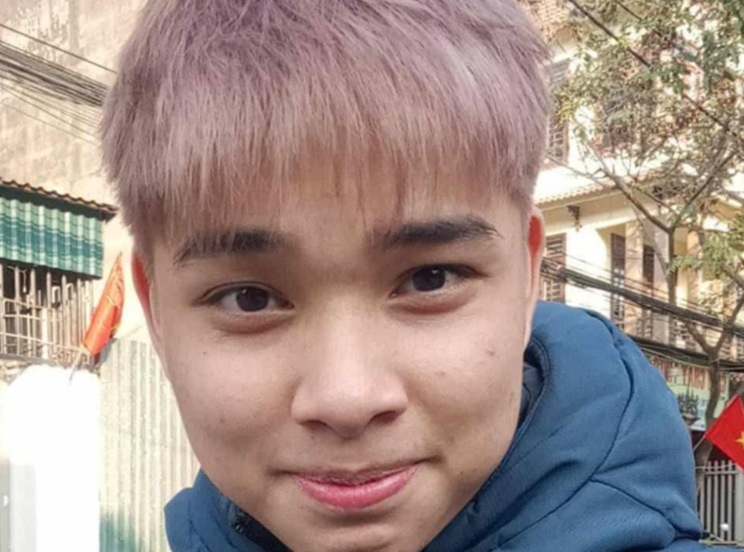 Tóc hồng và gió phố